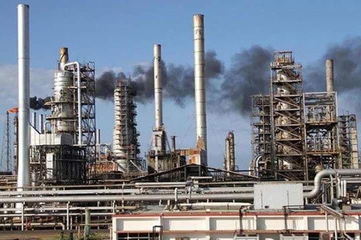 Blackout dejó sin electricidad a la refinería Amuay por 5 horas