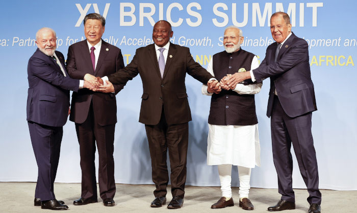 La alternativa de los BRICS ante un colapso del dólar